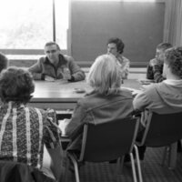 1978 Transfer Students with University Leaders 05