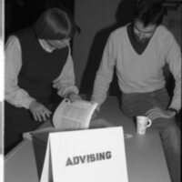 1990 Orientation, Advising 04