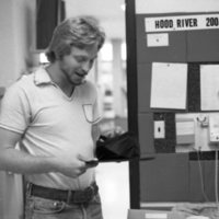 1980 Student to Graduate 03