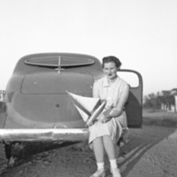 Reuter, Woman &amp; Car 2