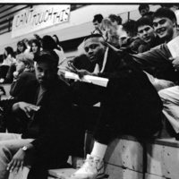 1991 Women's Basketball, Lewis &amp; Clark at EOSC, Fans 01