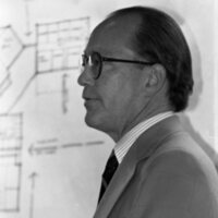 1987 Loso Hall, Planning 17