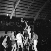 1947-48 Basketball Action 5