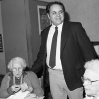 1985 Students Serve Elderly 02