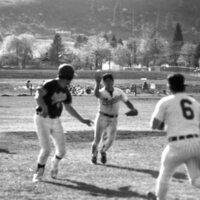 1985 Baseball, April Action 08