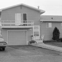 1975 La Grande, House &amp; Car 02