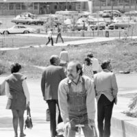 1974 Employees, Walking 01