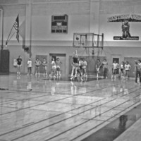 1985 Women's Basketball Practice 08