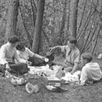 Reuter Group-O, Picnic