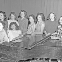 1948 Homecoming Queen Candidates 4-2