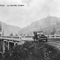 La Grande, Highway Bridge