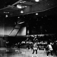 1985 Men's Basketball, EOSC vs. LCSC 03