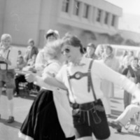 1981 October Festival, Folk Dancing 05