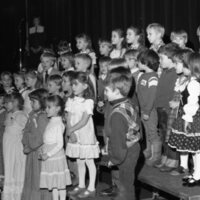 1983 Ackerman Elementary School, Christmas Program 02