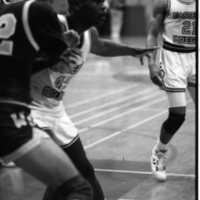 1991 Men's Basketball Action, Willamette University at EOSC 08