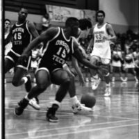 1991 Men's Basketball Action, Oregon Tech at EOSC 06