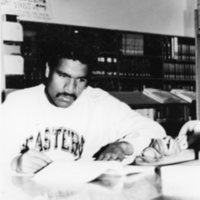 1989 Walter M. Pierce Library, Usage 03