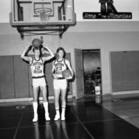 1986 Men's Basketball Players, International Students 01