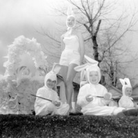 1957 Parade, Spring Float 1-2