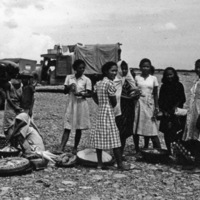 Alba River Crossing, Peddlers 2