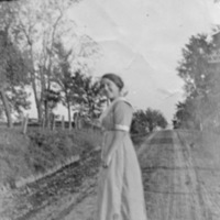 Reuter, Woman 4