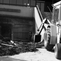 1981 Hoke Hall Entrance Construction 02
