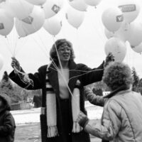 1986 Ackerman Elementary School,  Balloons 05