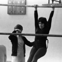 1977 Gymnastics, Parallel Bars 08