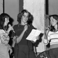 1976-77 Ambassadors 13