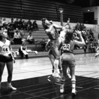 1982 Women's Basketball, EOSC vs. Lewis &amp; Clark, Action 11