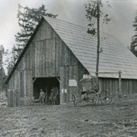 Sled Springs, Barn