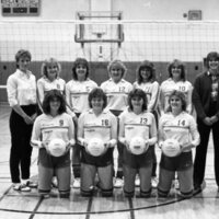 1983 Volleyball Team 03