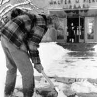 1974 Student, Shoveling Snow 11