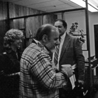 1985 Faculty Candids, Talking 02