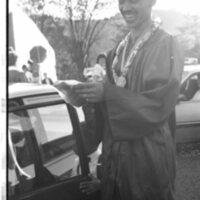 1989 Graduate with Family 06