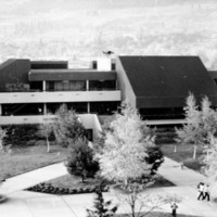 1988 Hoke Hall 02
