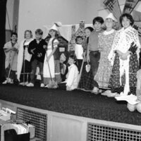 1987 Ackerman Elementary School, Skit 05