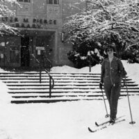 1979 Skiing on Campus 03