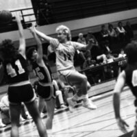 1987 Women's Basketball Action, George Fox at EOSC 18