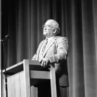 1991 Northwest Drama Conference, Ed Asner 07