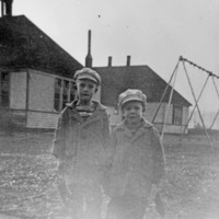 Island City, Schoolchildren 2