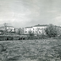 40's Campus 4