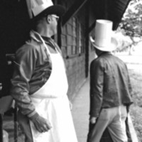 1985 German Students Orientation, Cooking 01