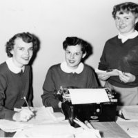 40's Students, Typing