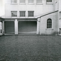 1938 Ackerman School Courtyard 2