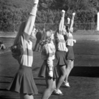 1977 Cheerleaders 07