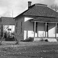 Elgin Home, Zeno Weiss