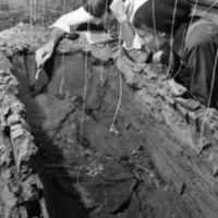 1979 Inlow Hall Grave 07