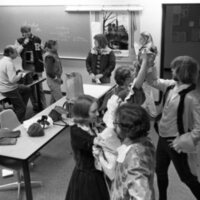 1977 Languages, French Club 08