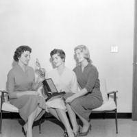 1958 Homecoming Queen 3-1